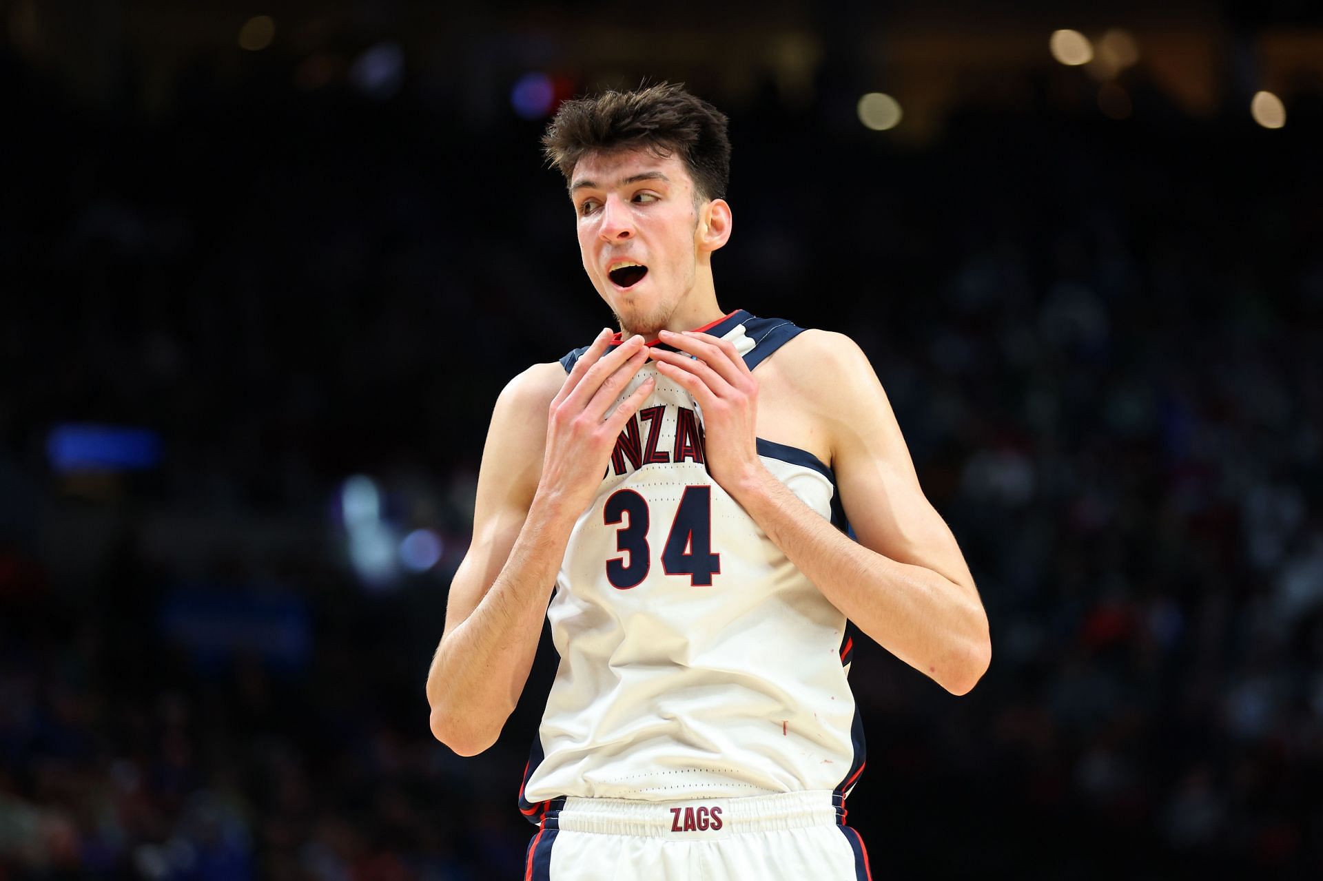 Gonzaga Bulldogs freshman forward Chet Holmgren