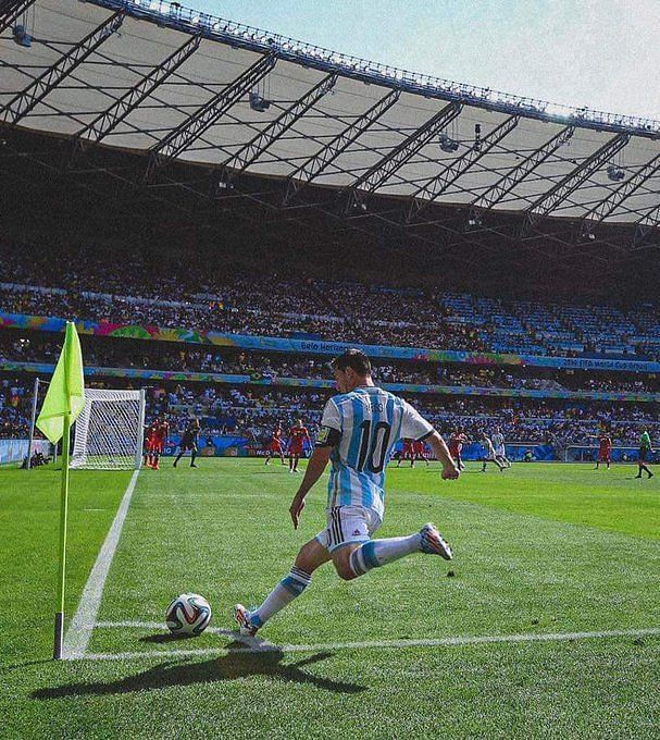 Sportskeeda Football - 🗣️ Former Argentina Player Mario Kempes