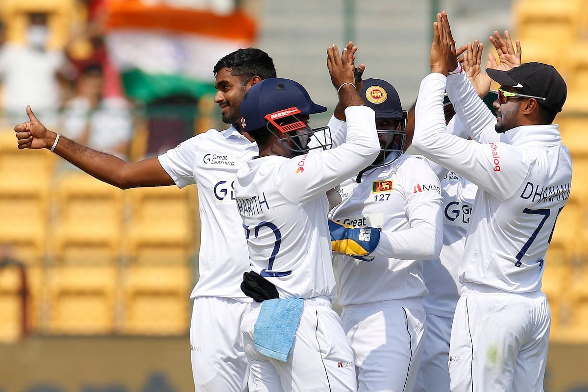 Sri Lanka spinners were excellent in 1st session