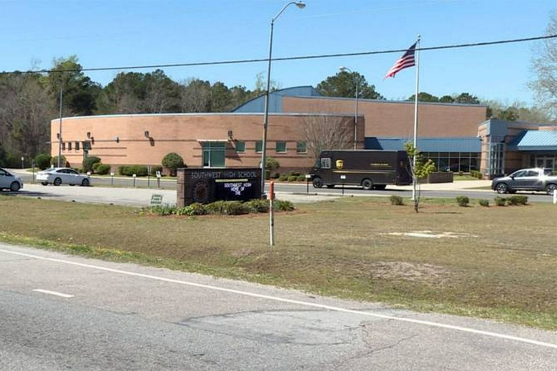 Onslow High School teacher resigns following an outburst in a classroom (Image via WITN)