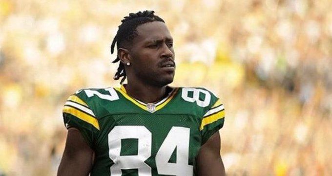 Packers Buzz: Antonio Brown would give Aaron Rodgers 'greatest arsenal'