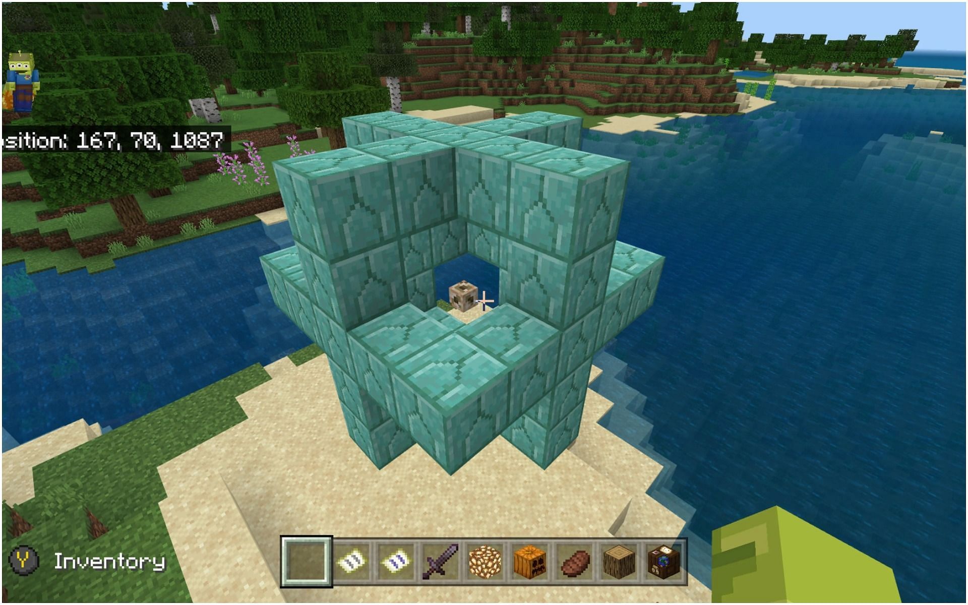 A conduit in Minecraft (Image via Minecraft)