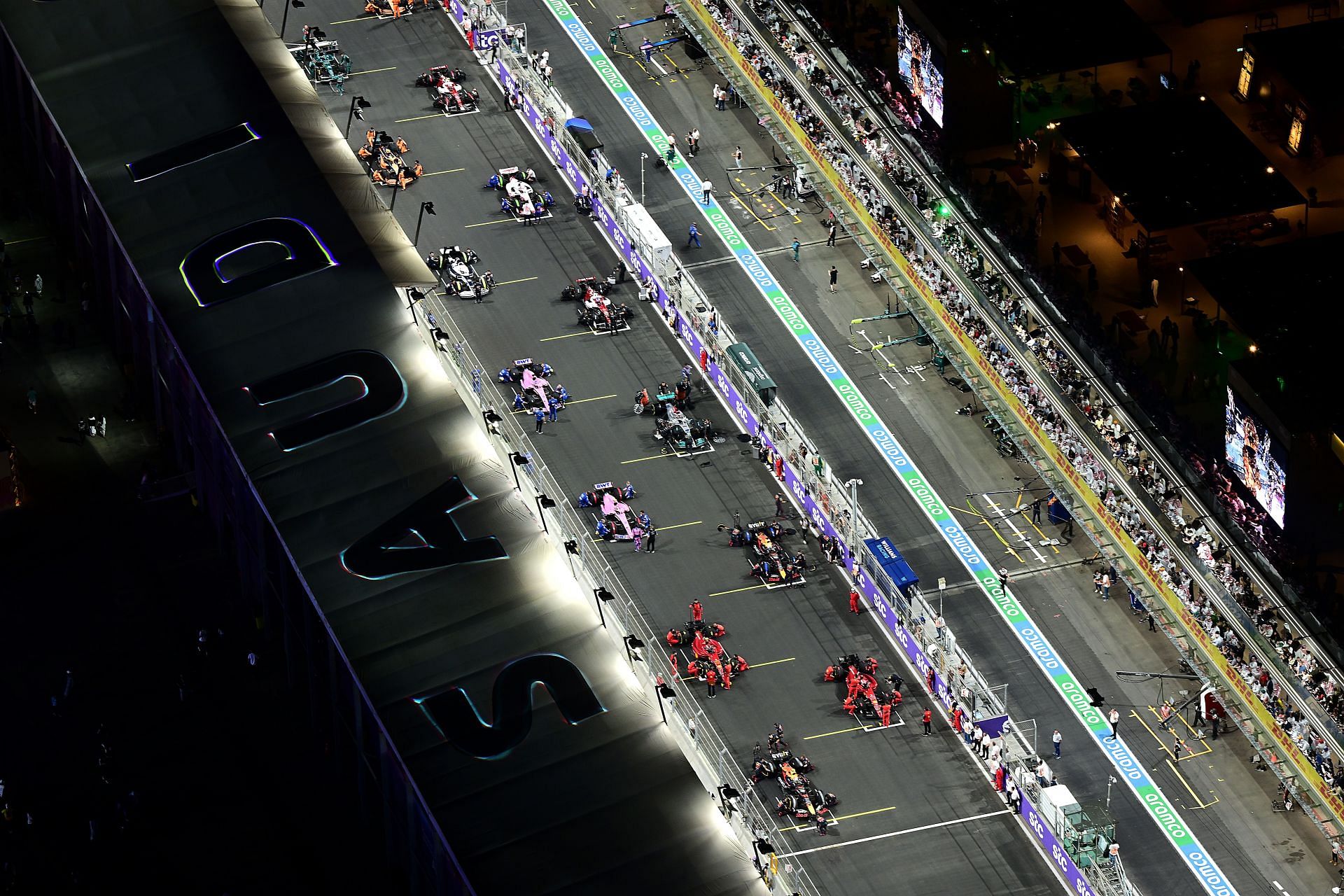 F1 Grand Prix of Saudi Arabia - The grid prepares for the race