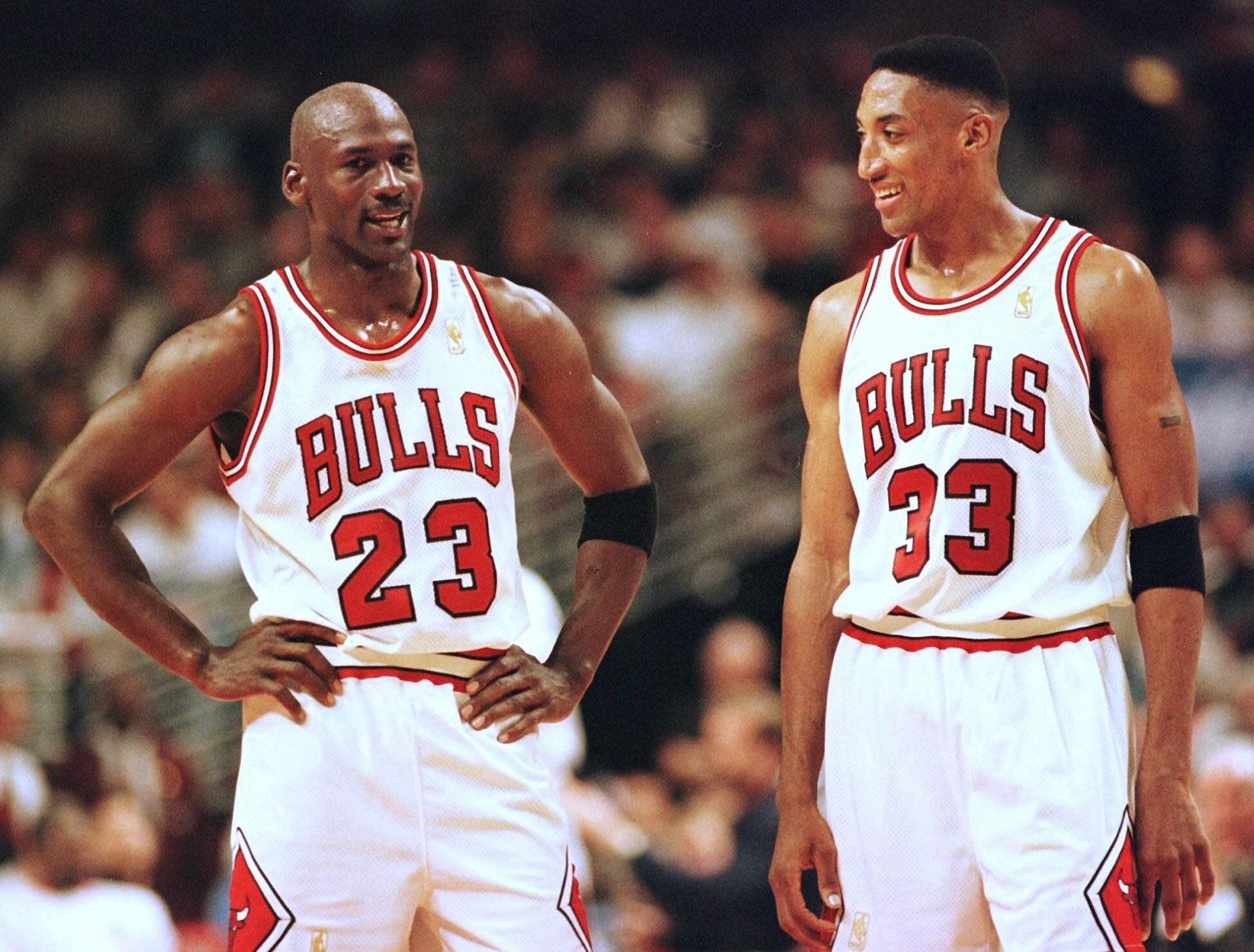 Michael Jordan and Scottie Pippen. (Photo: The New York Times)