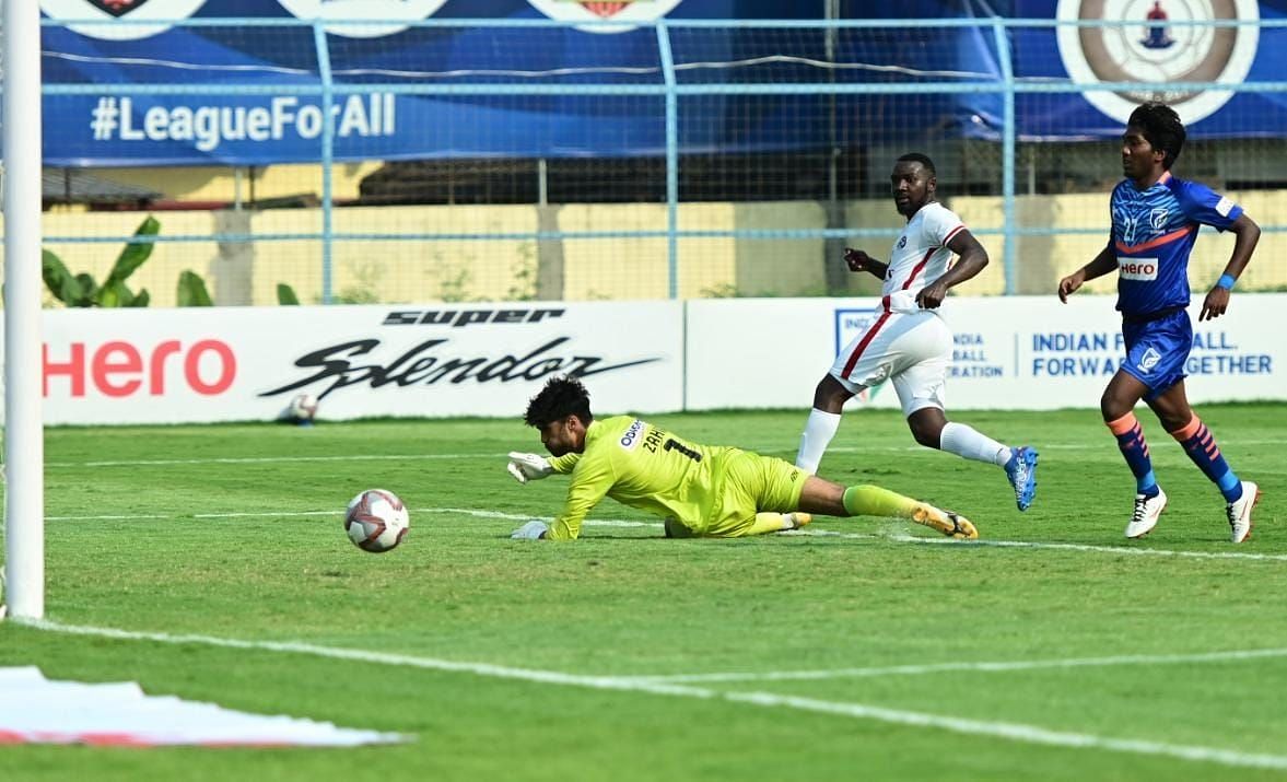 Aizawl FC&#039;s Dipanda Dicka scores against Indian Arrows. (Image Courtesy: Twitter/ILeagueOfficial)