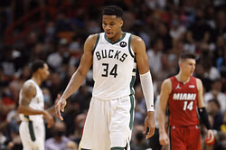 "Is this your first game here in Milwaukee?" - Giannis Antetokounmpo takes a light-hearted jibe at reporter who suggests he made his best pass of the year against Miami Heat