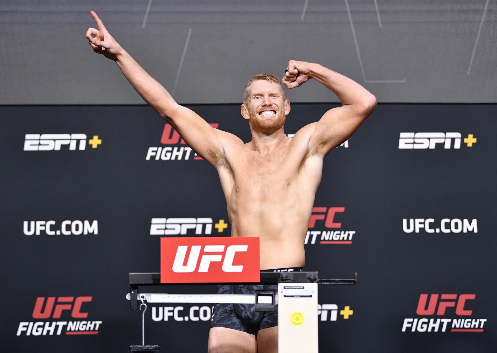 UFC Fight Night Vettori v Holland: Weigh-Ins