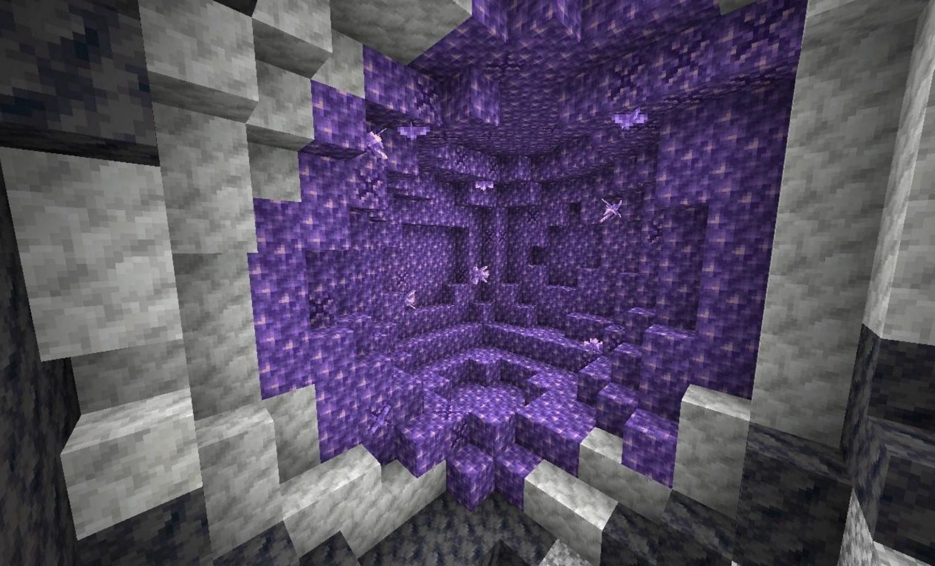 Amethyst geode (Image via Minecraft Wiki)