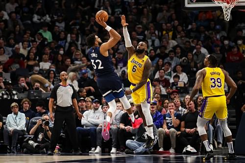 LA Lakers vs. Minnesota Timberwolves: LeBron James defending Karl-Anthony Towns