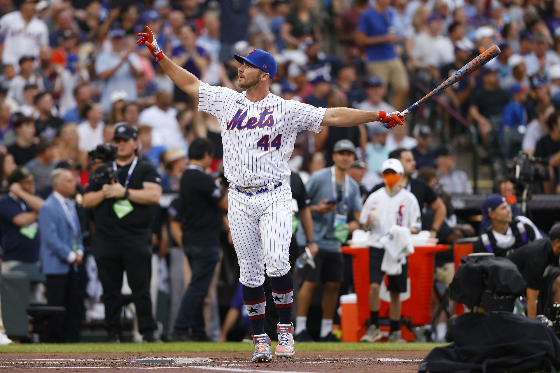 Pete Alonso winning the 2021 Home Run Derby