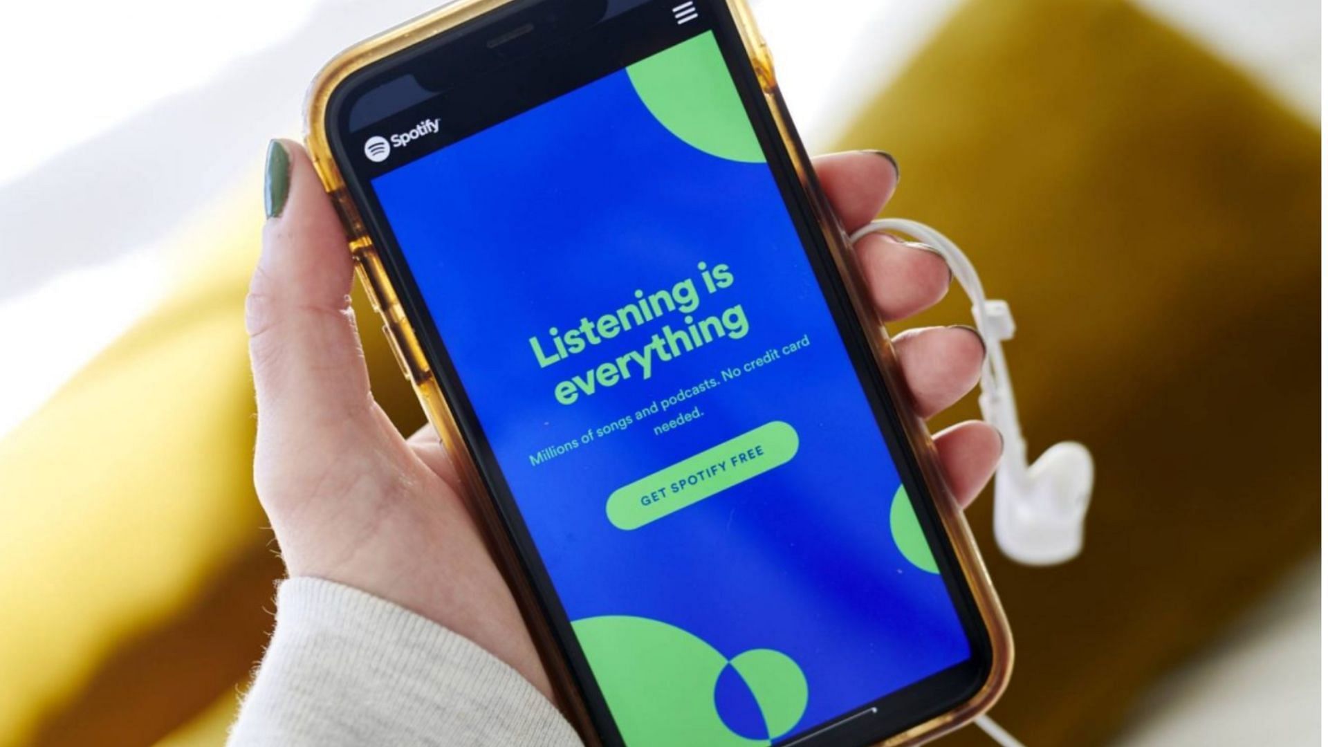 Spotify has closed its offices in Russia in response to the Ukraine crisis (Image via Getty)