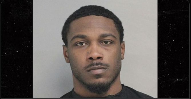 What happened to Shi Smith? Panthers WR arrested on gun and drug charges
