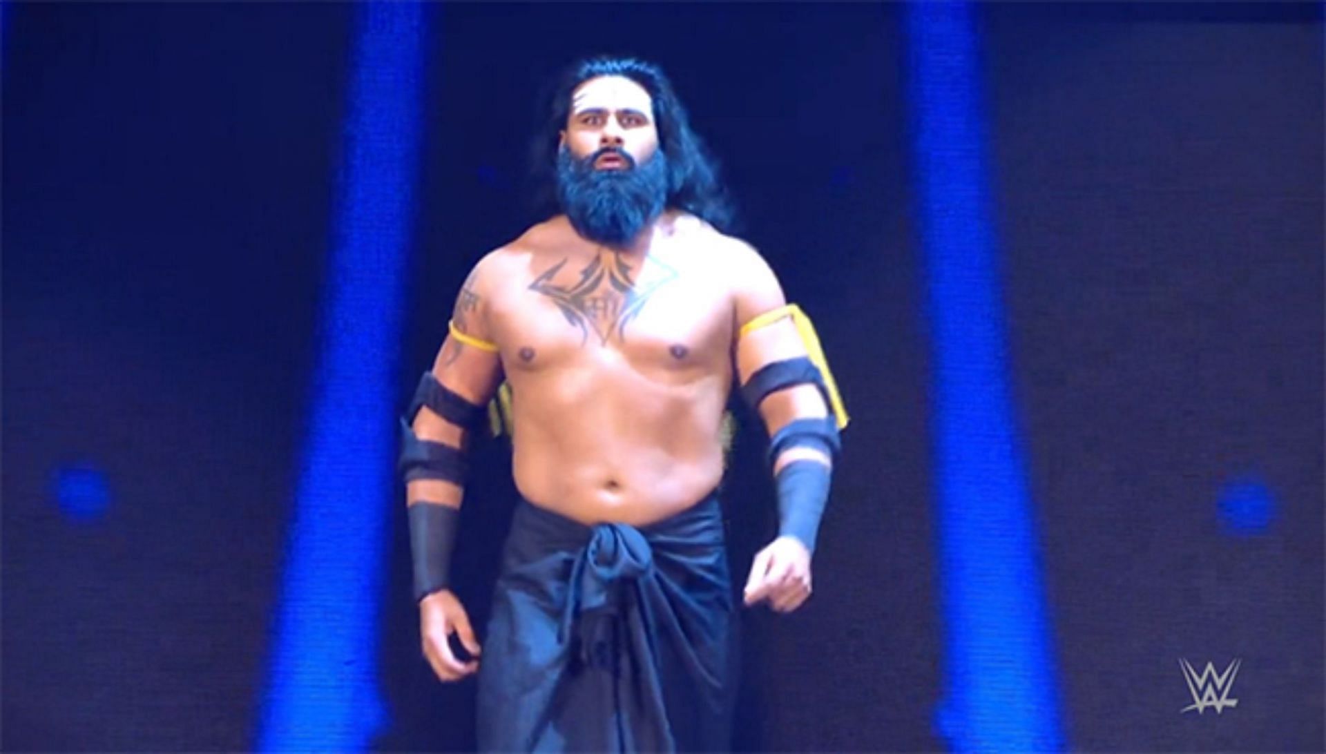 WWE Main Event में वीर महान ने बड़ी जीत दर्ज की