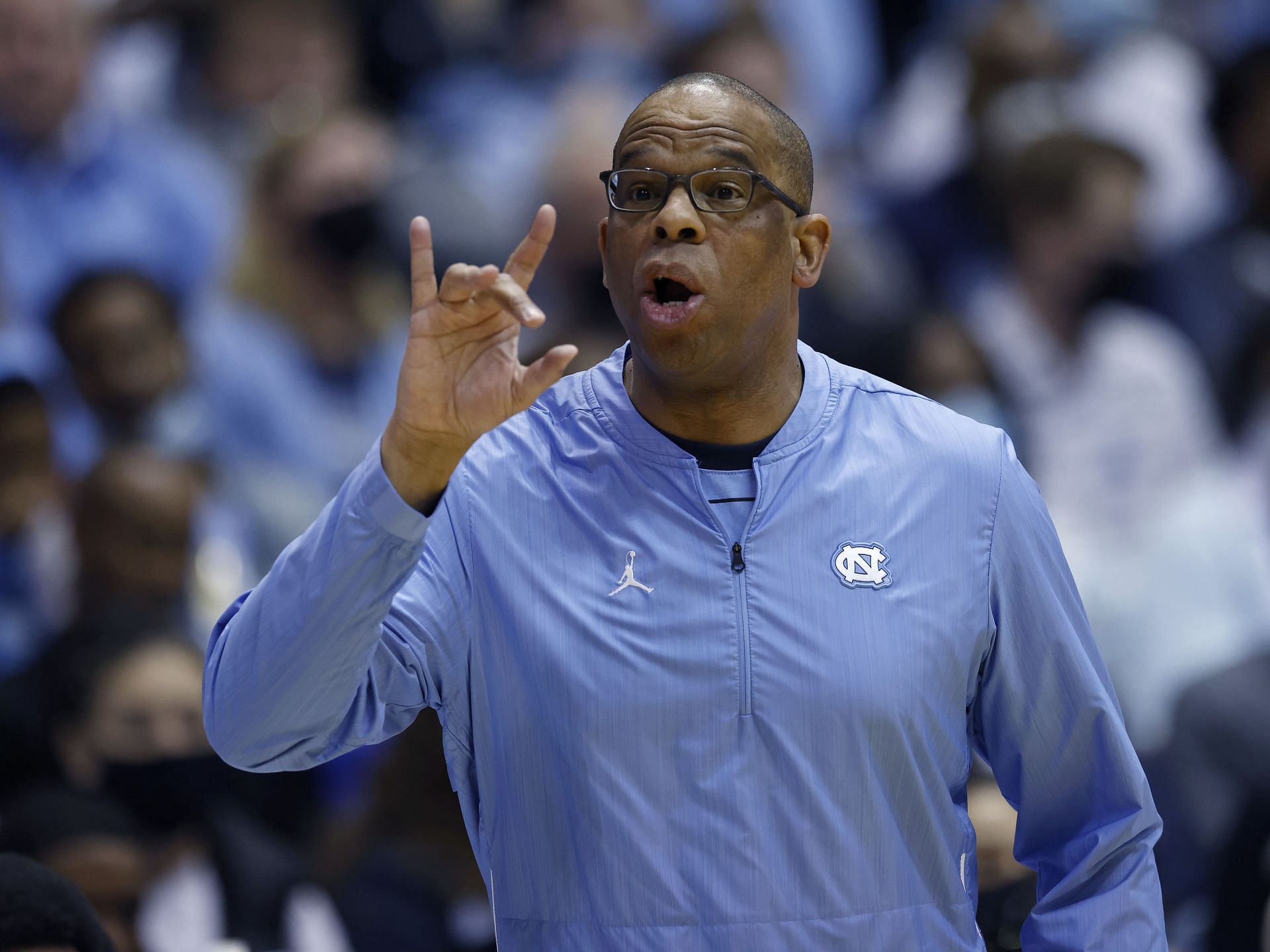 North Carolina coach Hubert Davis prepares for matchup against Duke.