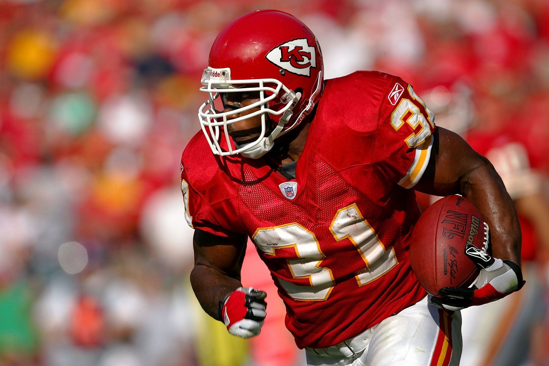 Enter caption Enter caption Kansas City Chiefs running back Priest Holmes