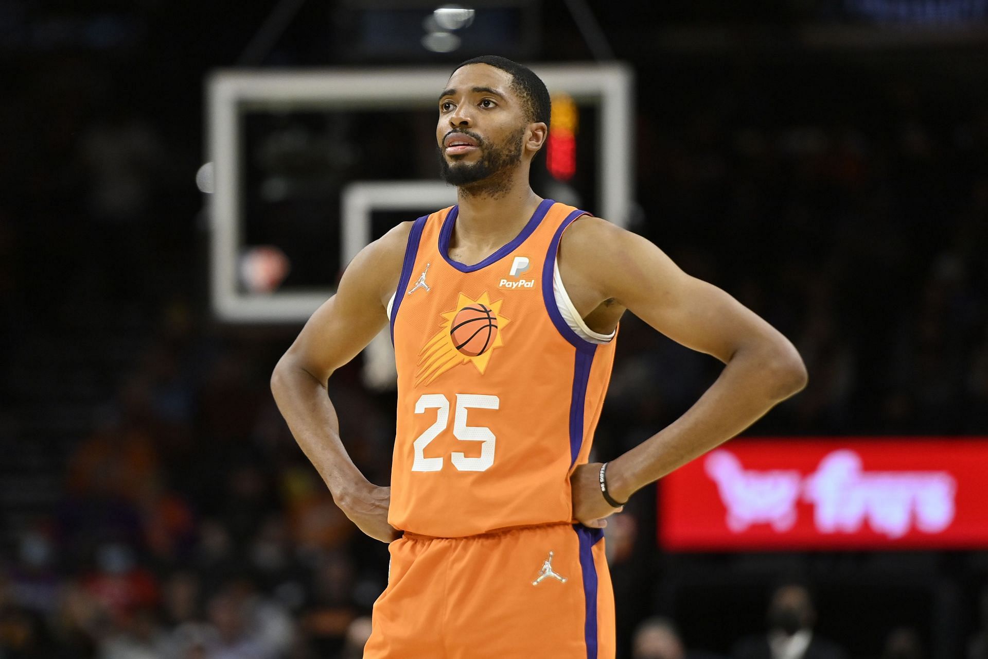 Mikal Bridges of the Phoenix Suns