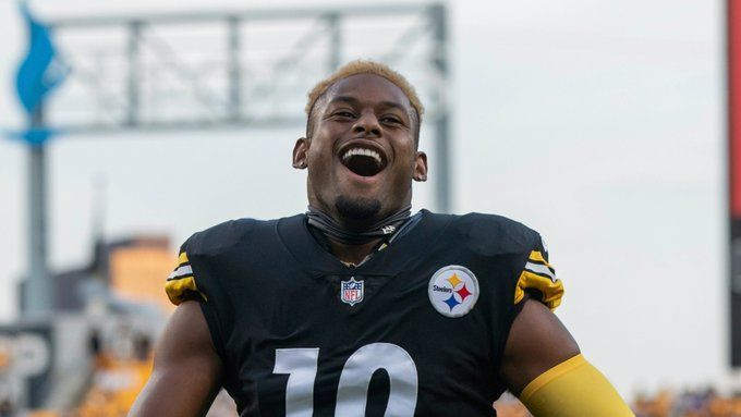 That Is Not Happening': Chiefs' Newest Acquisition and Tiktok Star Juju  Smith-Schuster Won't Collaborate With Jackson Mahomes