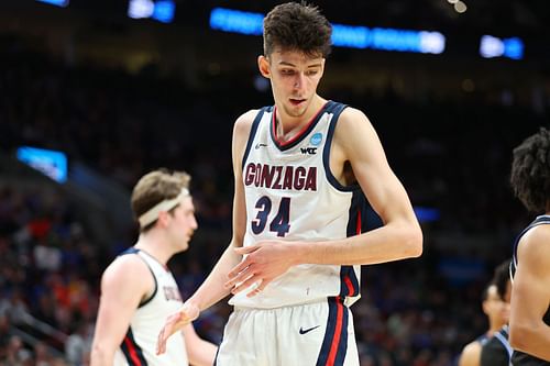 Gonzaga Bulldogs freshman Chet Holmgren