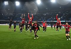 Olivier Giroud powers AC Milan to Serie A summit with Napoli win