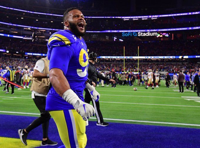 Rams news: Aaron Donald's epic Super Bowl message after signing contract  extension