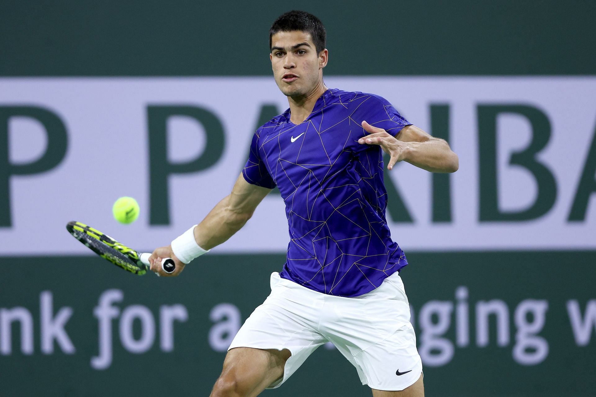 Carlos Alcaraz in action at the 2022 BNP Paribas Open