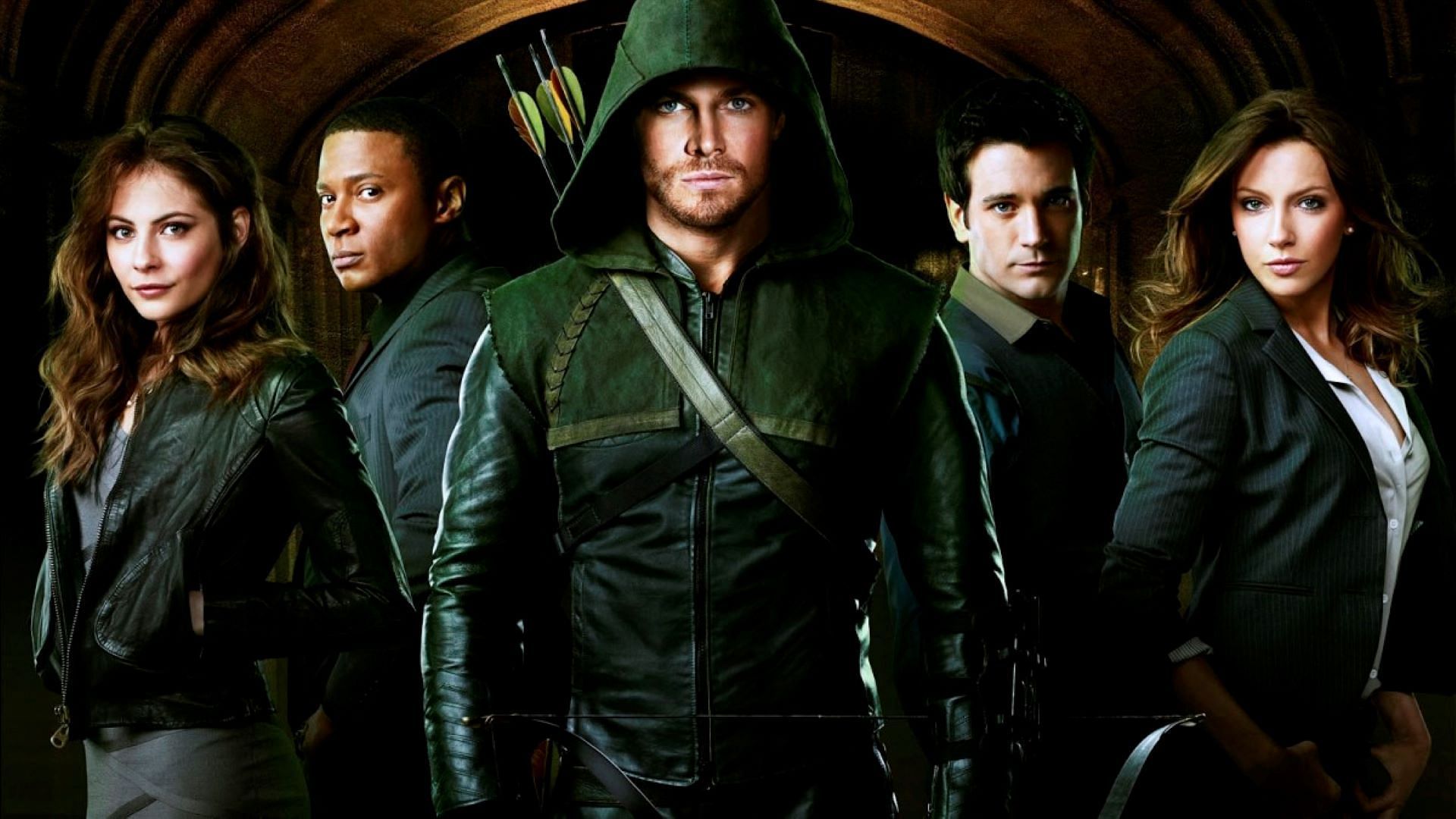 Arrow started the massive Arrowverse on CW (Image via CW)