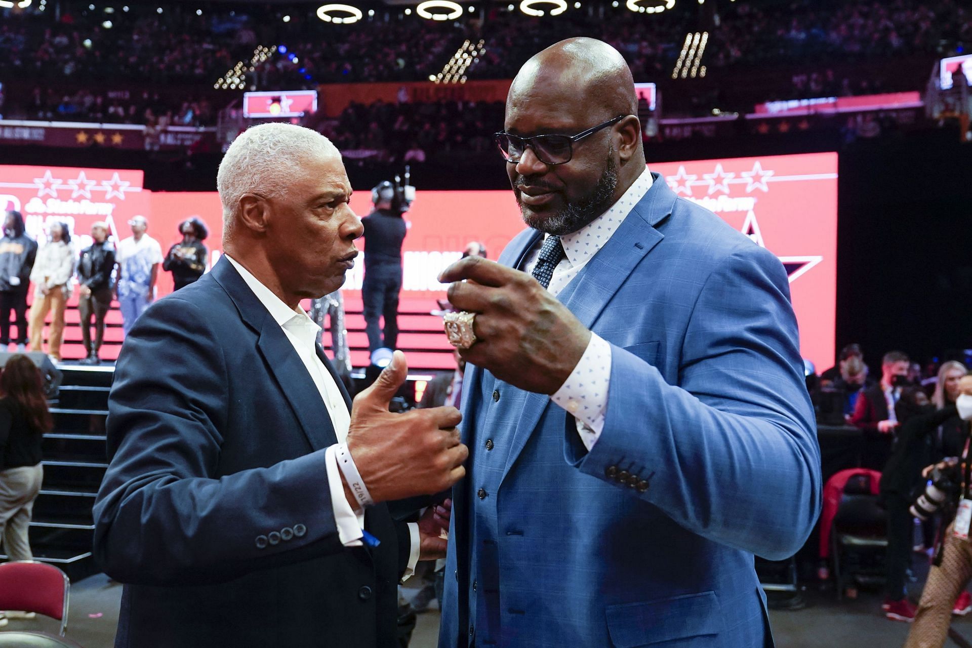 Julius Erving (left) and Shaquille O&#039;Neal (Photo: Cleveland.com)