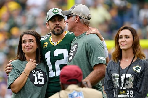 Green Bay Packers Aaron Rodgers and Brett Favre