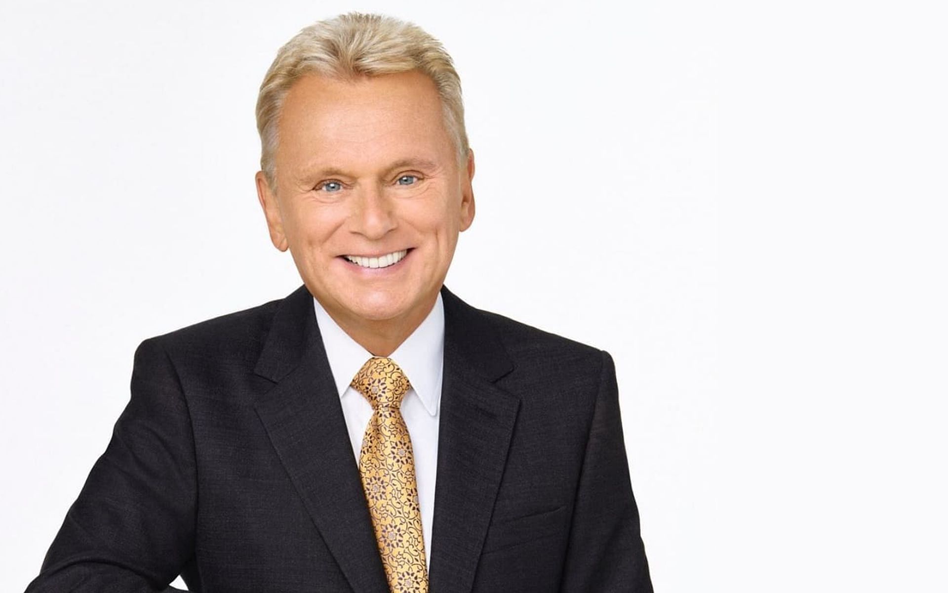 Pat Sajak irked the online community with his actions (Image via patsajakofficale/Instagram)