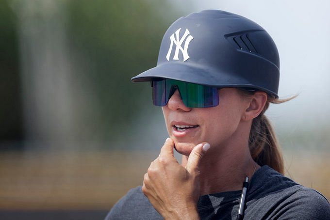 Astros hire Rachel Belkovec as strength and weight trainer.