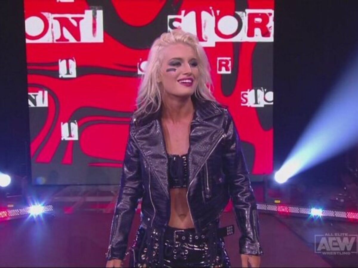 Nyla Rose reacts to Toni Storm's AEW debut