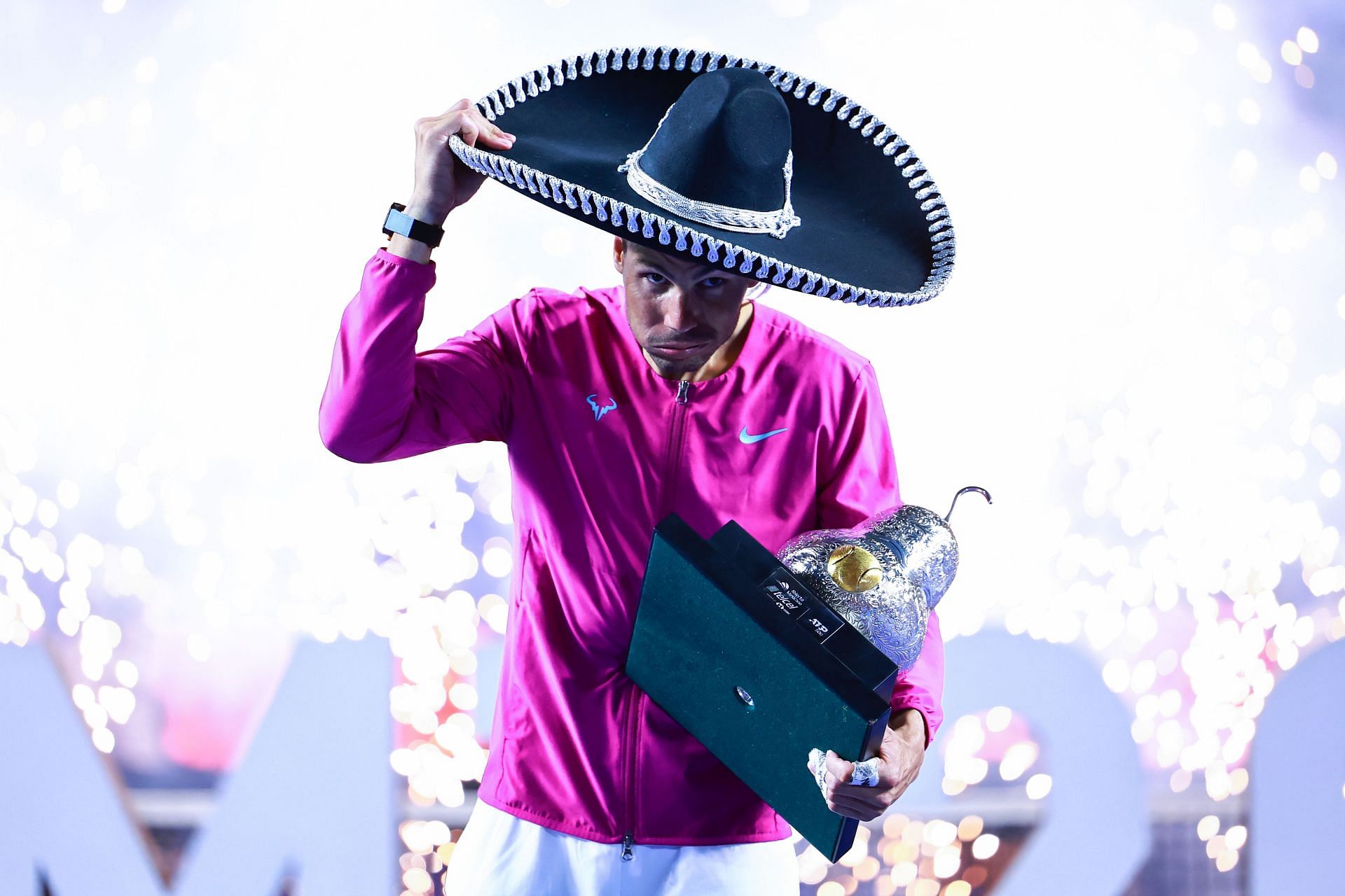 Rafael Nadal notched up his third successive title of the year at Acapulco
