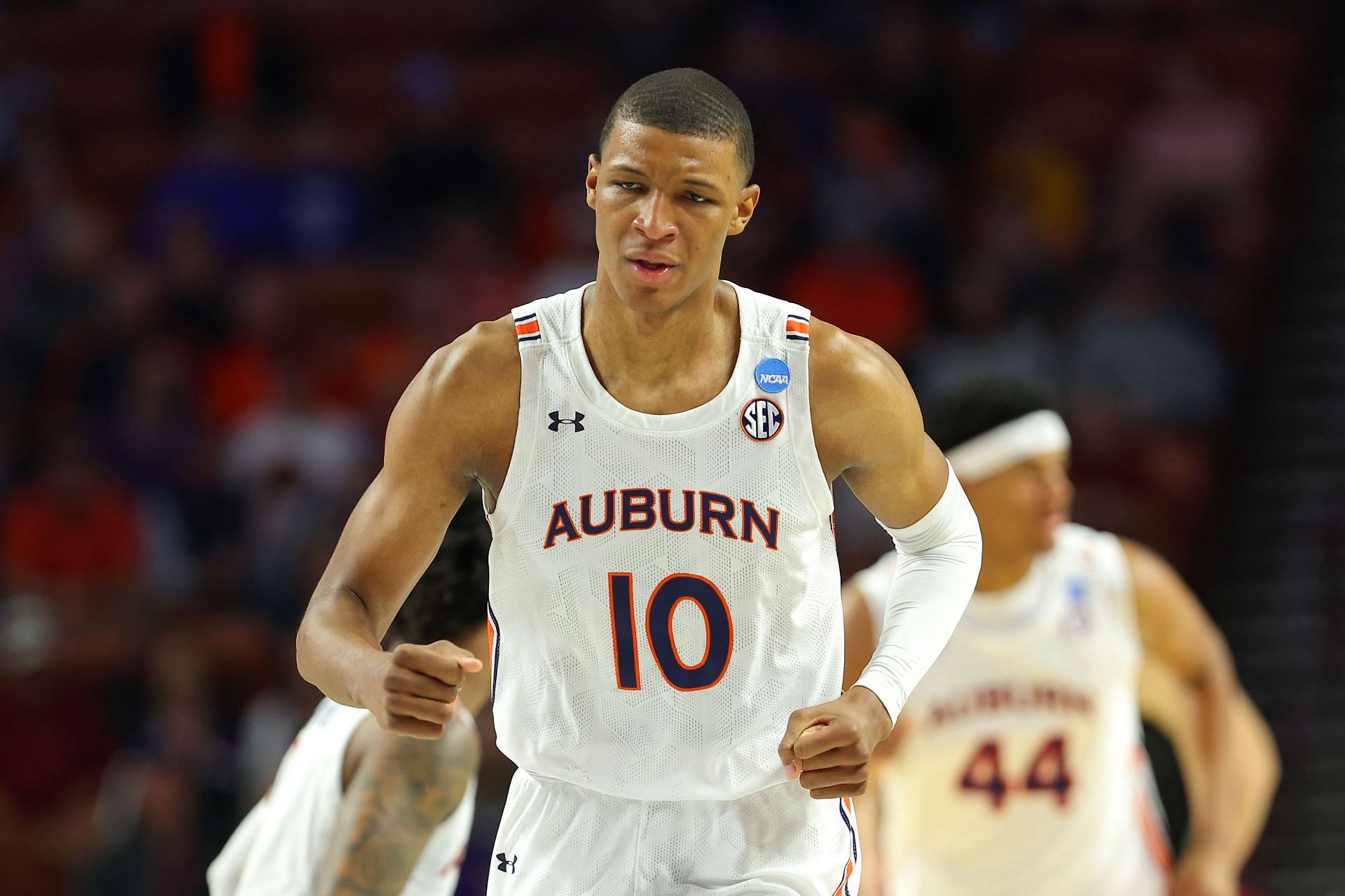 Auburn freshman forward Jabari Smith Jr. continues to impress