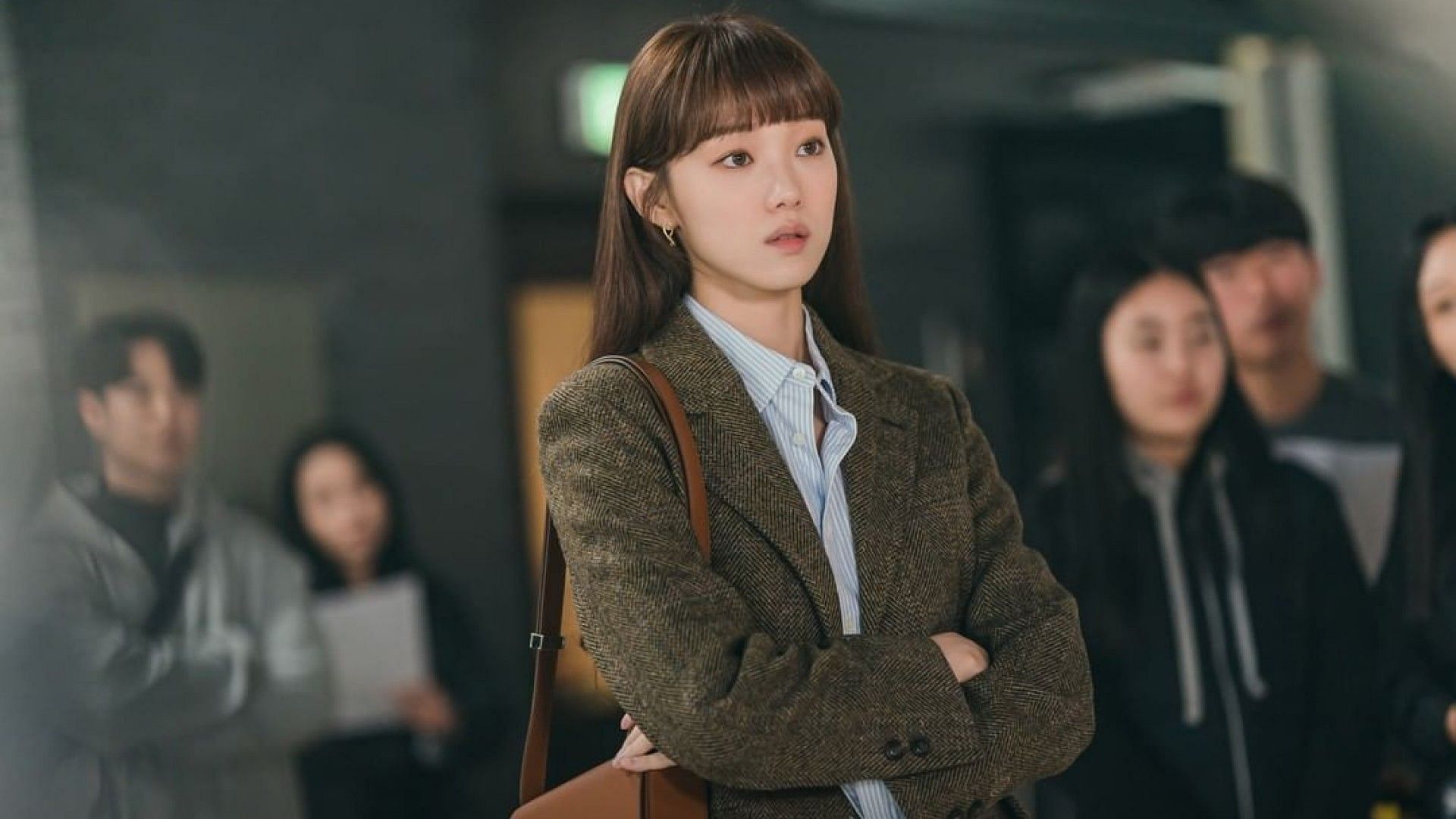 Lee Sung-kyung wants viewers to see the what the entertainment industry really looks like (Image via tvN/Instagram)