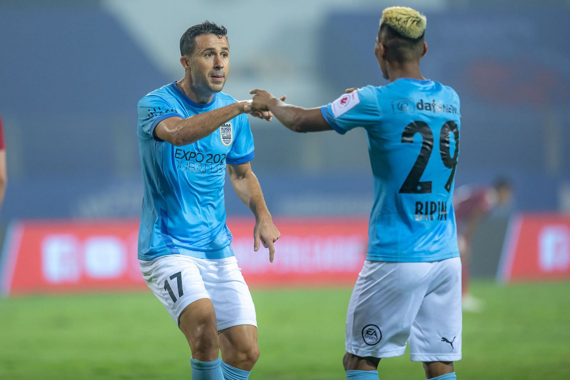 MCFC&#039;s Igor Angulo celebrates with Bipin after scoring a goal (ISL Media)