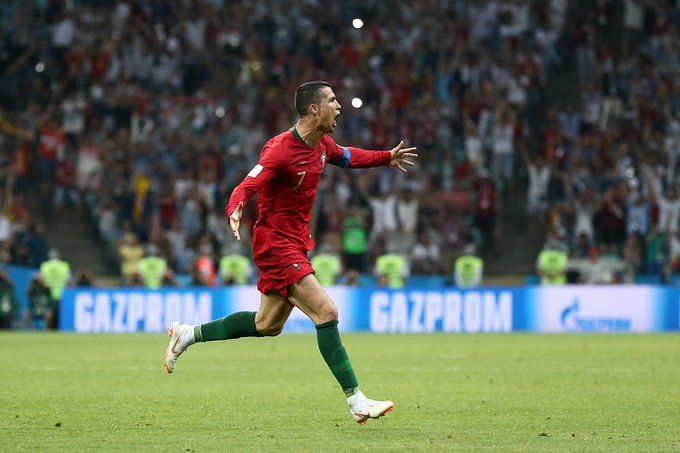 5 world records held by Cristiano Ronaldo