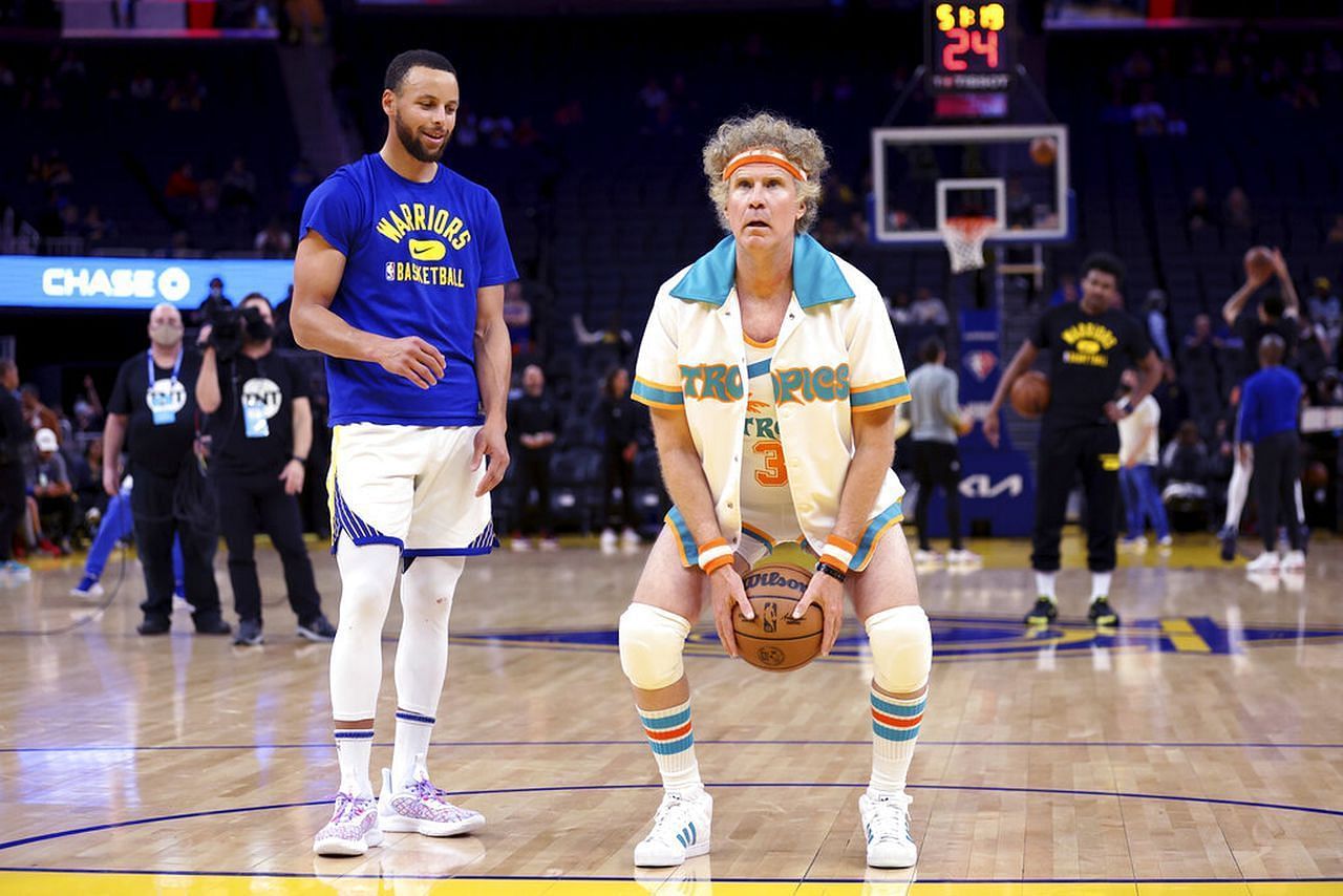 Steph Curry taking free throw lessons from the legendary Jackie Moon. [Photo: AL.com]