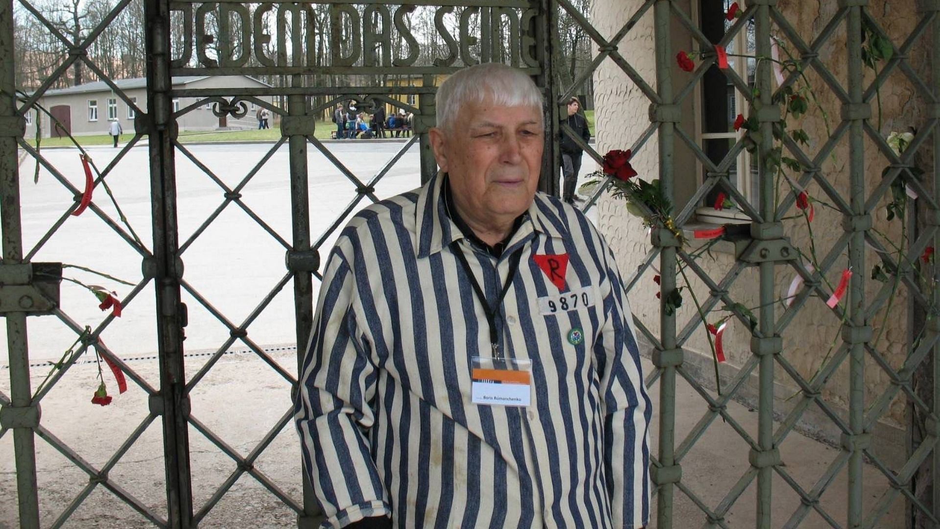 Boris Romanchenko was born in 1926 to a farming family in Bondari, a small village in east Ukraine (Image via Twitter/ @DefenceU)