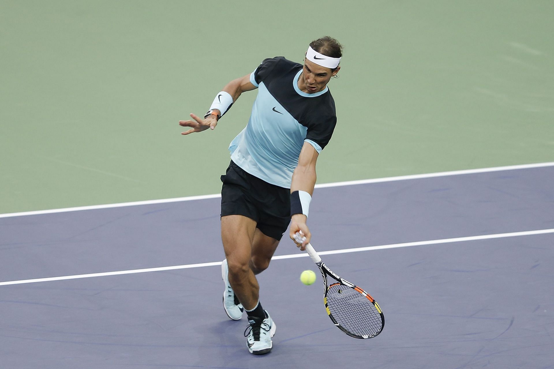 Nadal in action against Wawrinka