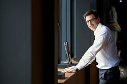 Mercedes boss addresses Harvard b-school students