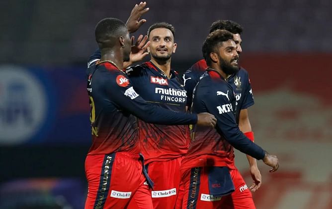 "He is always a step ahead of the batters" - Chris Lynn lauds Harshal Patel for outfoxing Andre Russell during RCB vs KKR clash