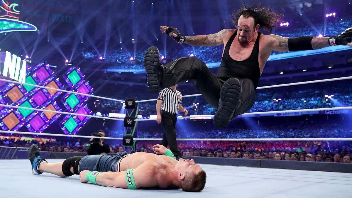 The match between two of WWE&#039;s biggest stars ended on a sour note