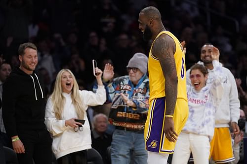 Matthew Stafford courside at last night's Lakers game with Lebron James