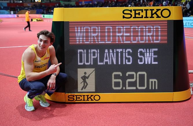 Olympic pole vault champion Armand Duplantis clears 6.20m to win gold at World Indoor Championships