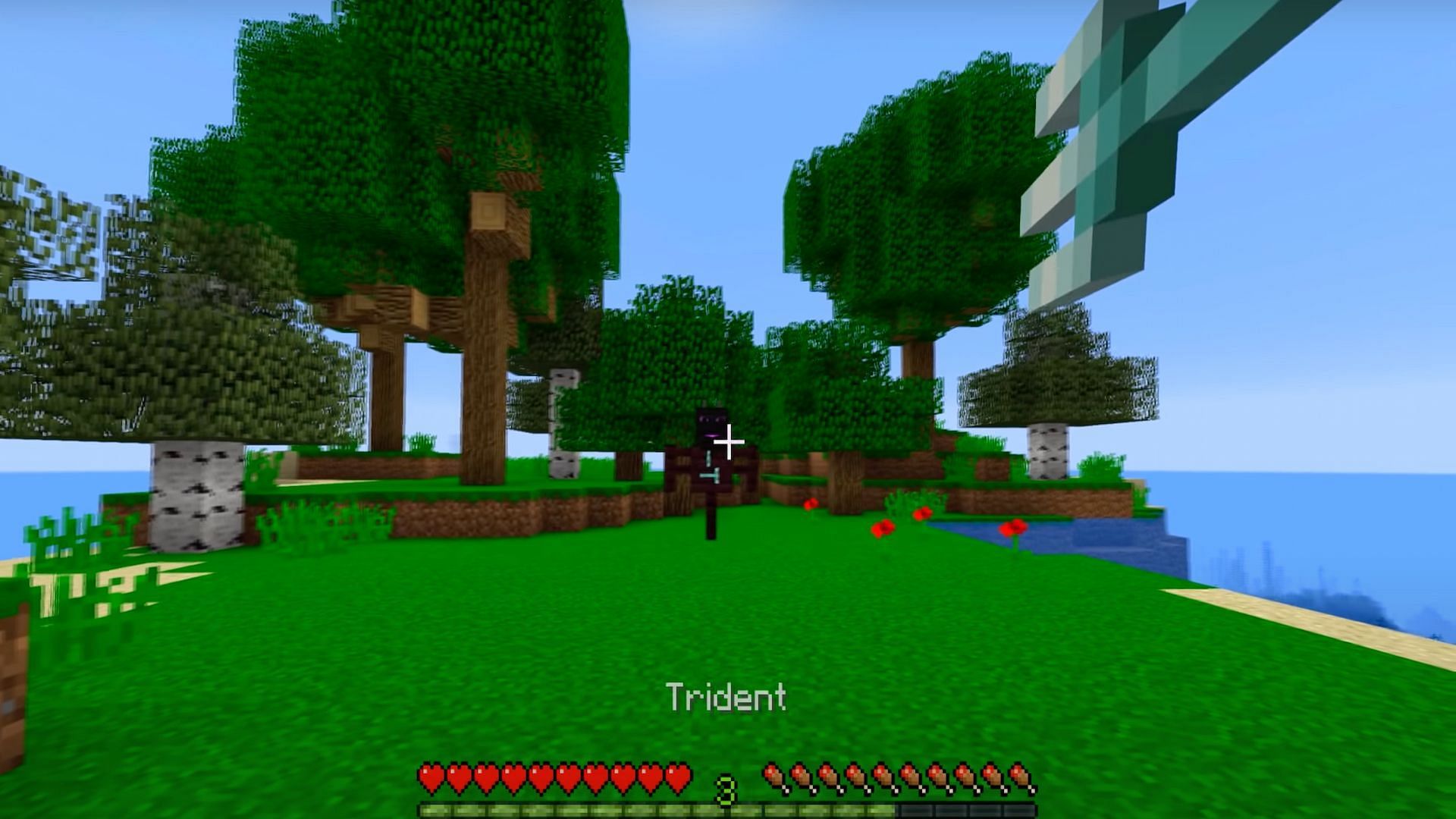 The trident is a versatile weapon that can function in both melee and long-range (Image via Cubey/YouTube)