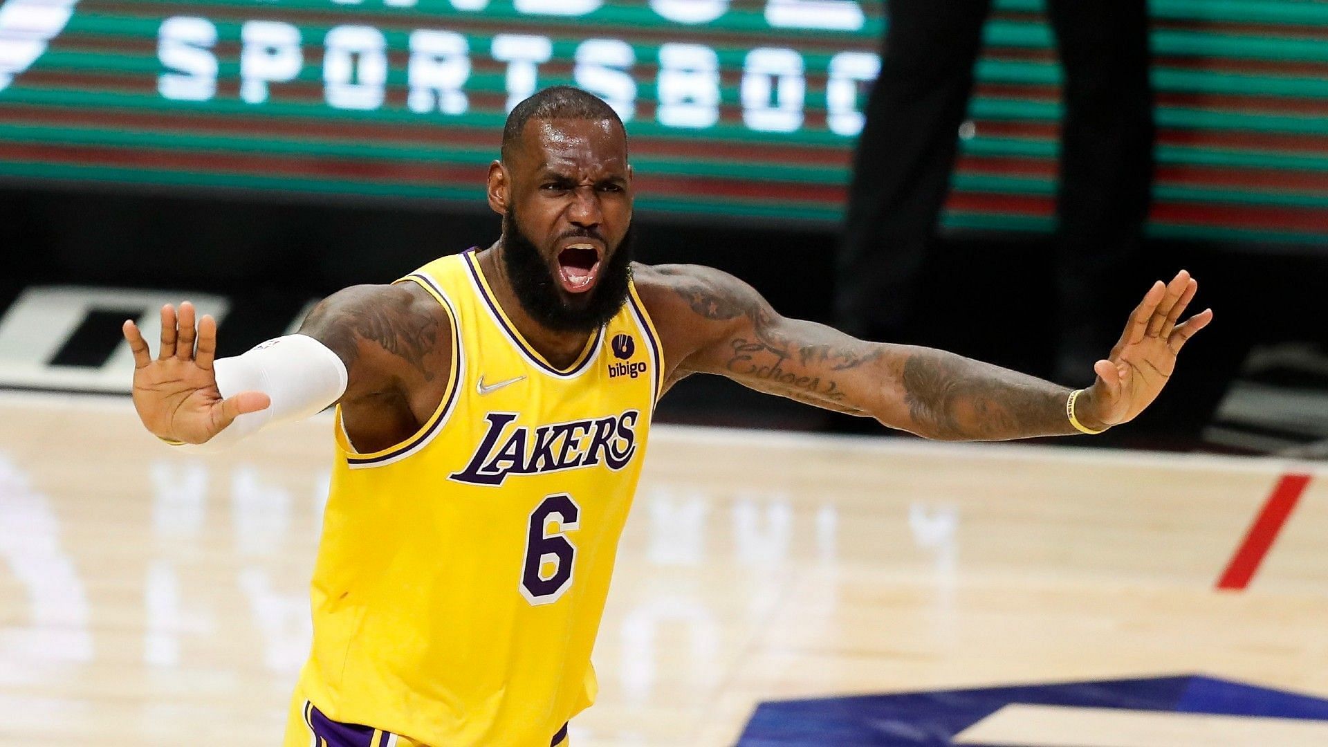The LA Lakers needed all of LeBron James&#039; 56 points to hold off the strugglng Golden State Warriors in their last game. [Photo: MARCA]