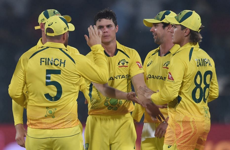ऑस्ट्रेलिया ने लगातार विकेट हासिल किये