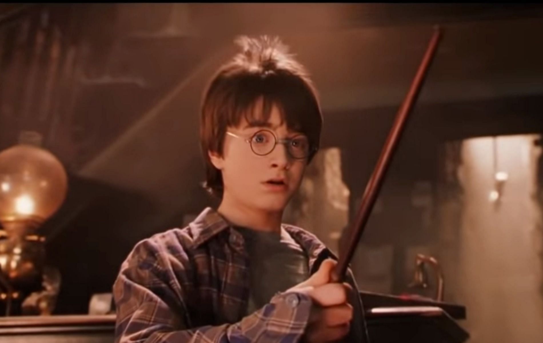 Harry and his wand (Image via Harry Potter)