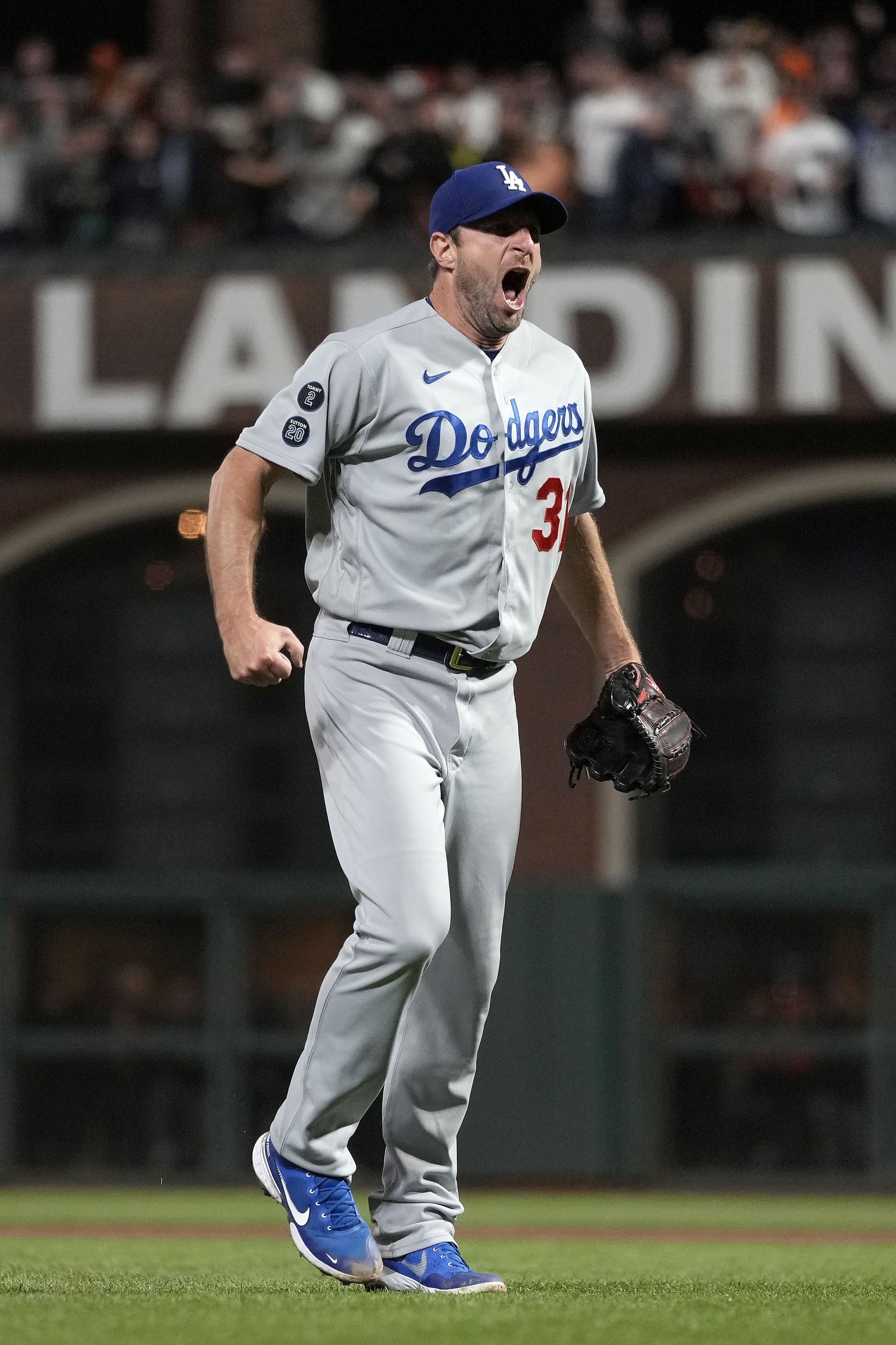 Division Series - Los Angeles Dodgers v San Francisco Giants - Game Five