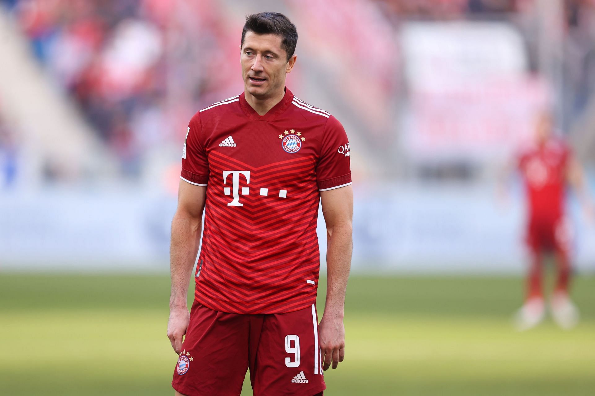 Bayern Munich need to show more purpose towards renewing Lewandowski&#039;s contract